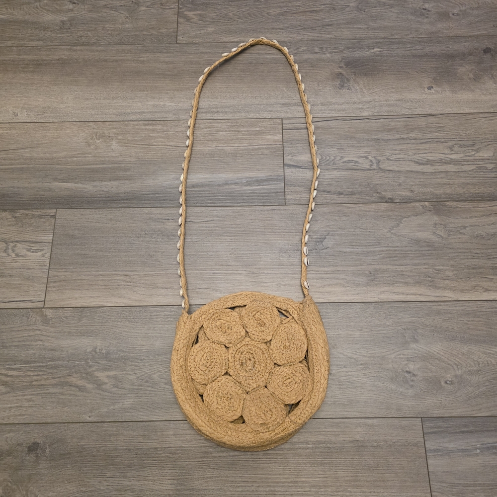 Purse Puka Shell Woven Straw Cross Bag Crossbody - Picture 1 of 9